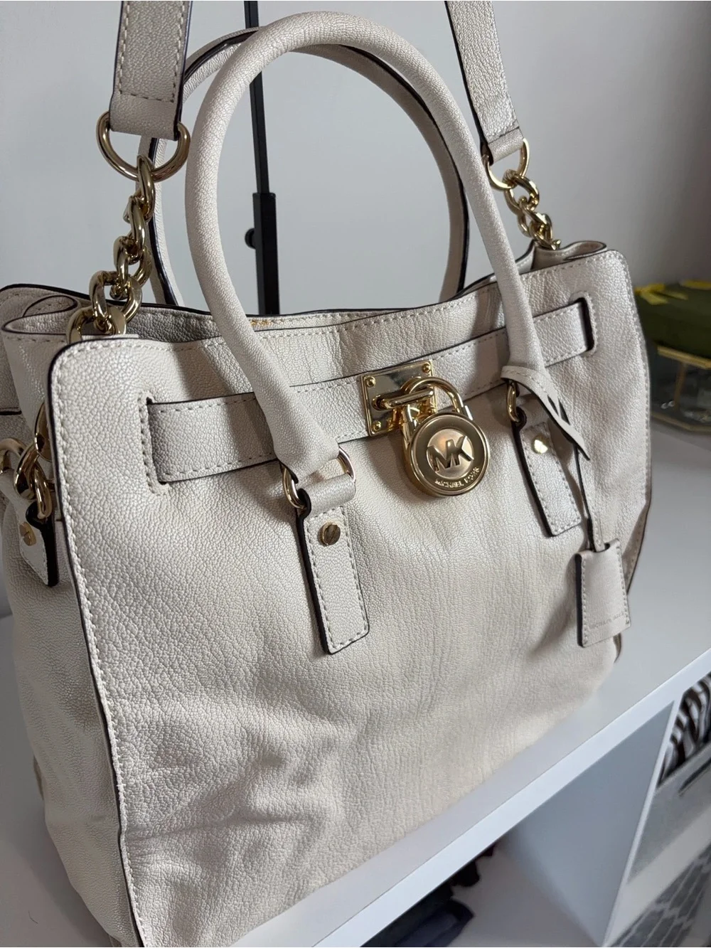 Michael Kors Hamilton Large Leather Tote in Vanilla with Gold-Tone Hardware